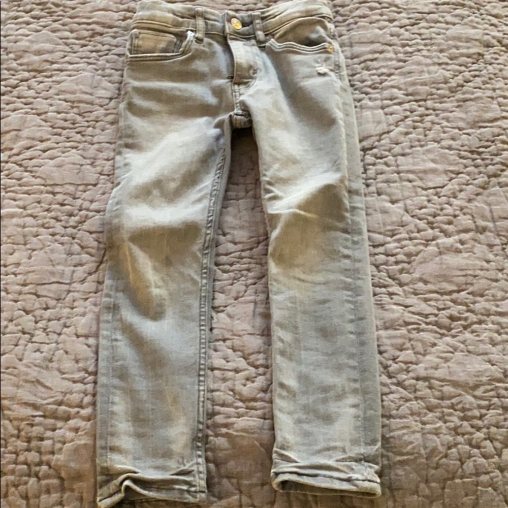 H&M skinny grey Jeans. Size 5-6,